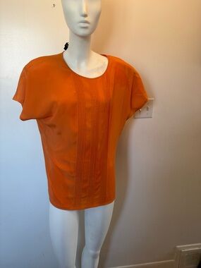 Louis Feraud Orange Pintuck Front Short Sleeve Top